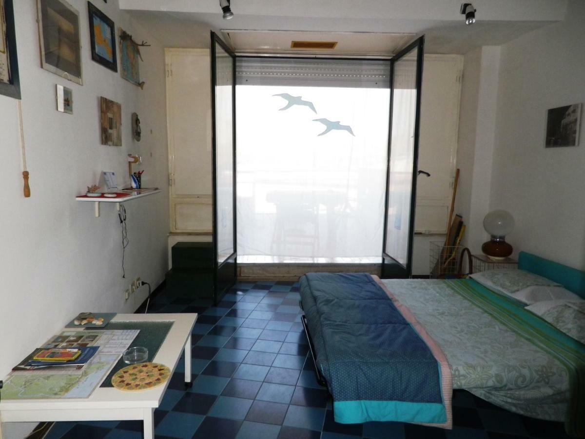 Pietre Nere Aparthotel Giardini Naxos Ngoại thất bức ảnh
